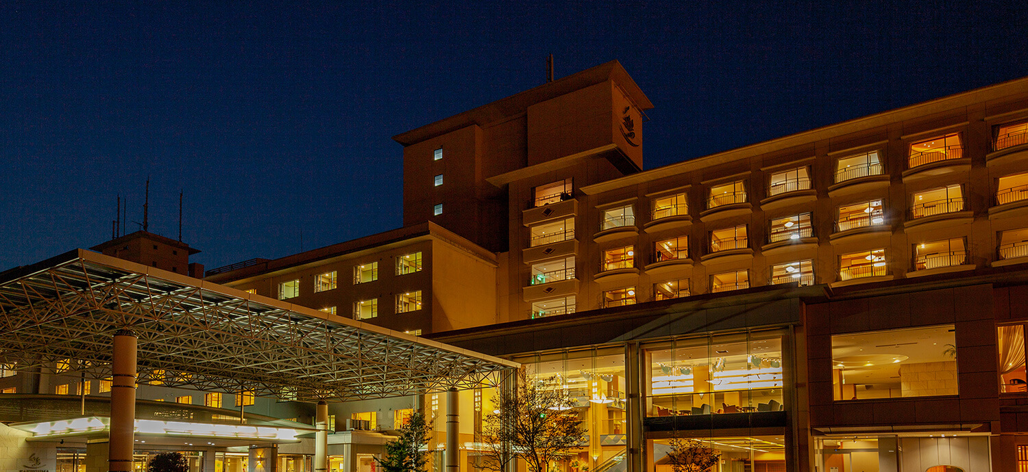 ホテル竹島 夜の外観